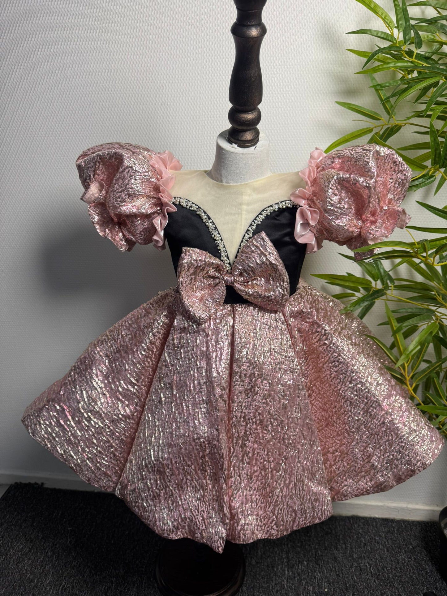 Robe Enfant Jolie et Résistante