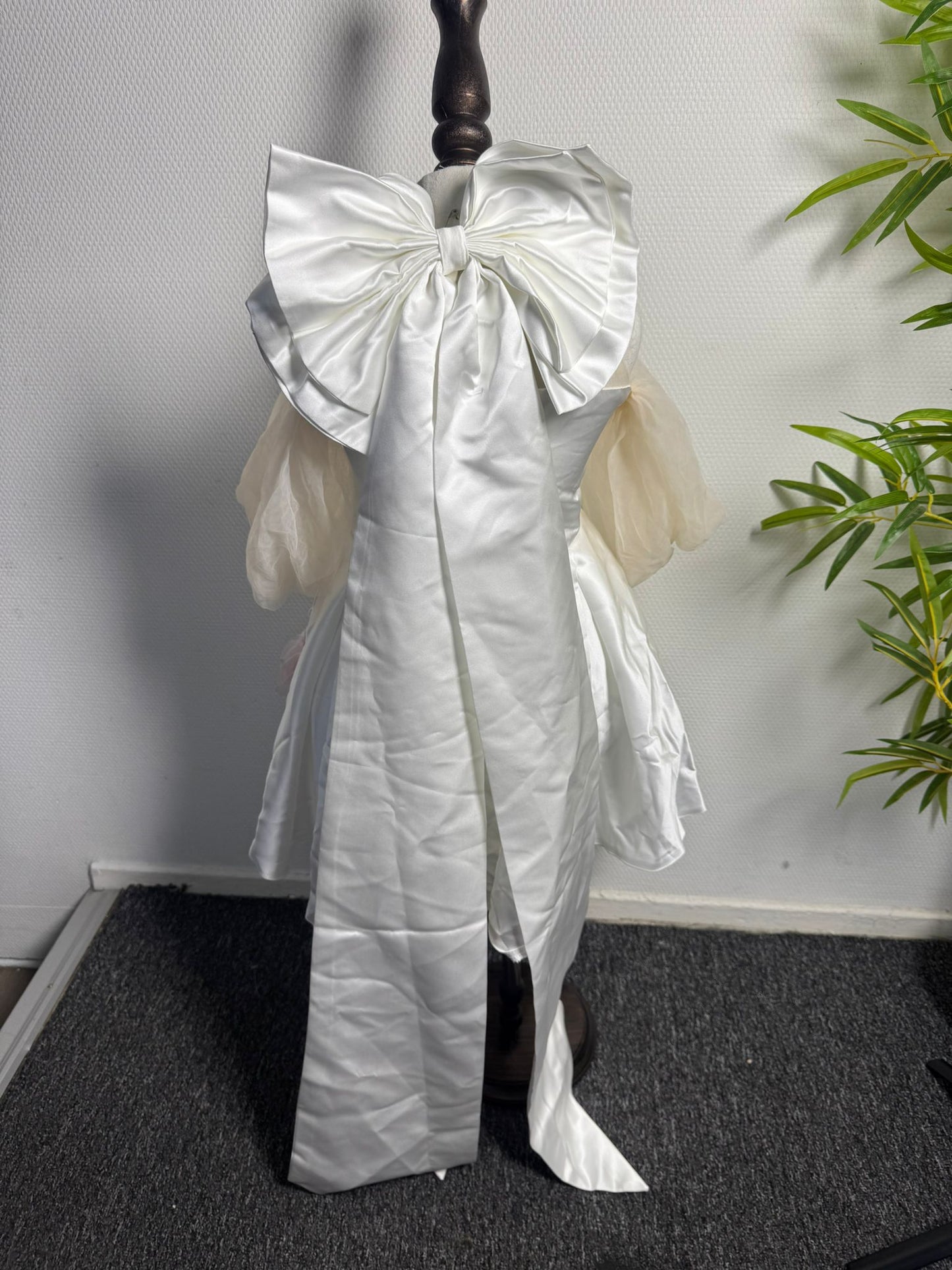 Robe Enfant Élégante et Confortable